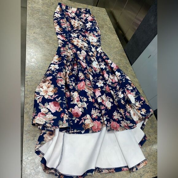 Windsor strapless floral dress-size small - Picture 1 of 6